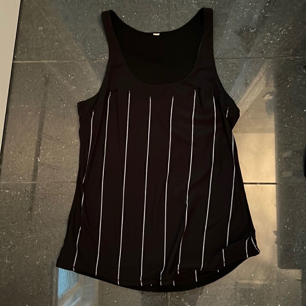 Size 8 Black and White Lululemon Striped Racerback Tank Top